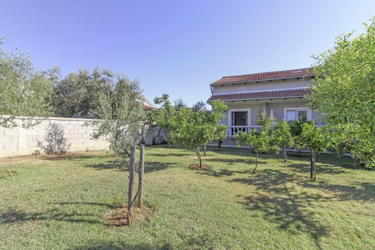 Ane In Pula - Istrien Hotell Exteriör bild